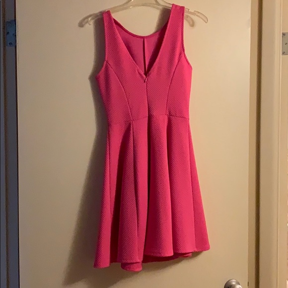 Socialite Pink dress. Bright pink - Picture 2 of 2